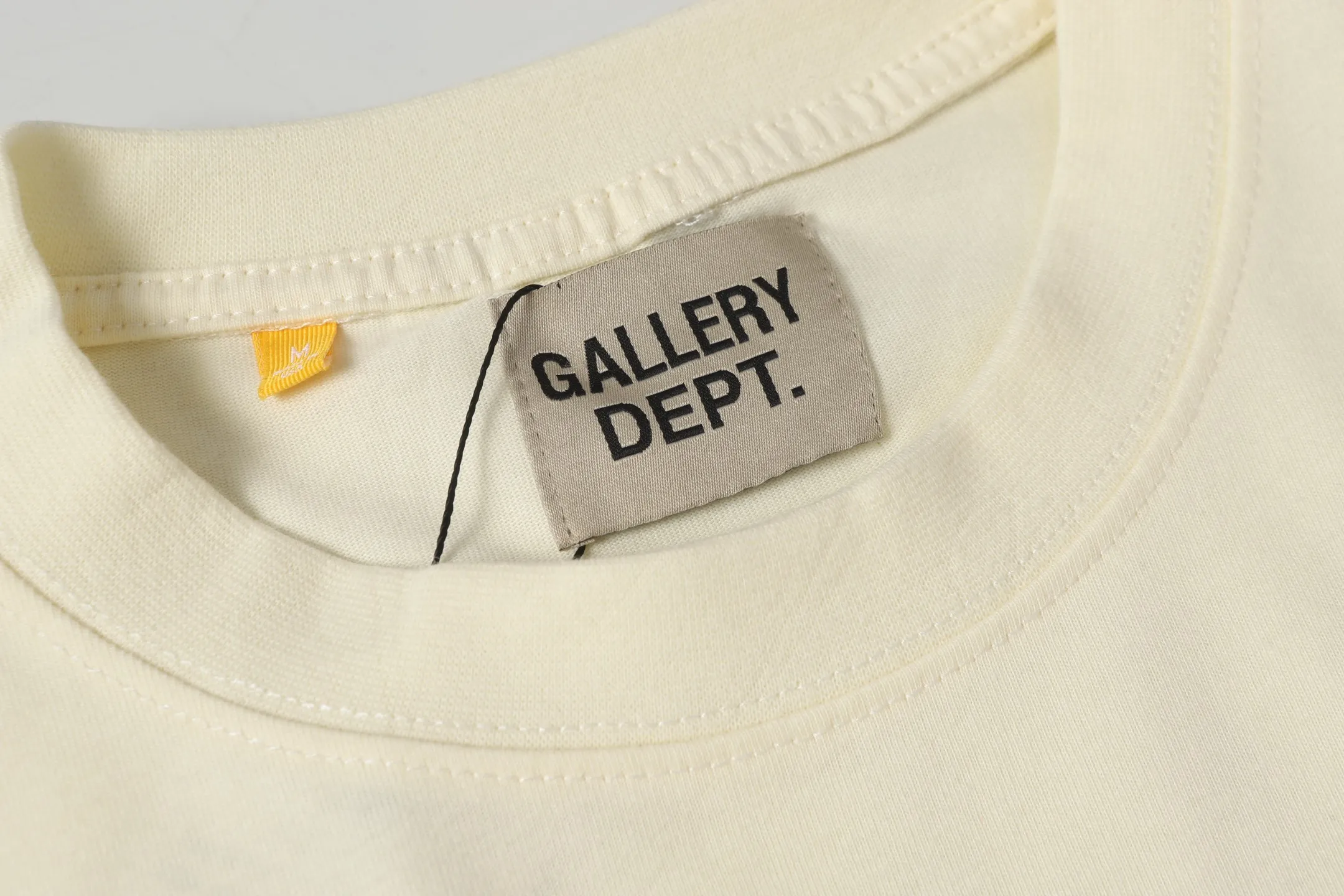 GALLERY.DEPT Summer new short-sleeved model number: D3328P104 Color: black apricot Size: S M L XL
